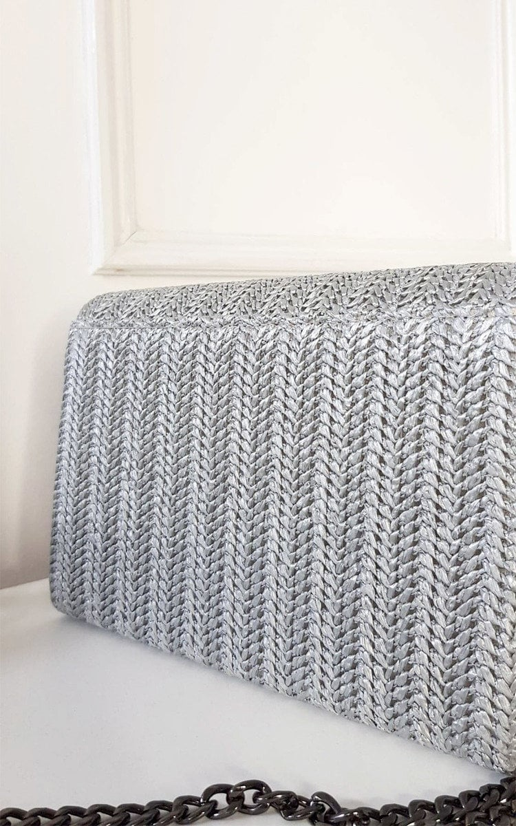 Stylish Woven Handbag - Chic Ivory Shoulder Bag with Long Chain Strap