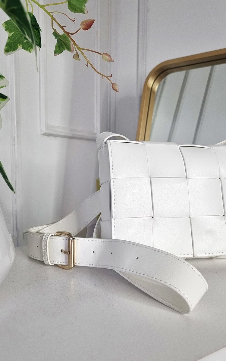 Elegant Faux Leather Woven Handbag - Stylish & Versatile | Taupe