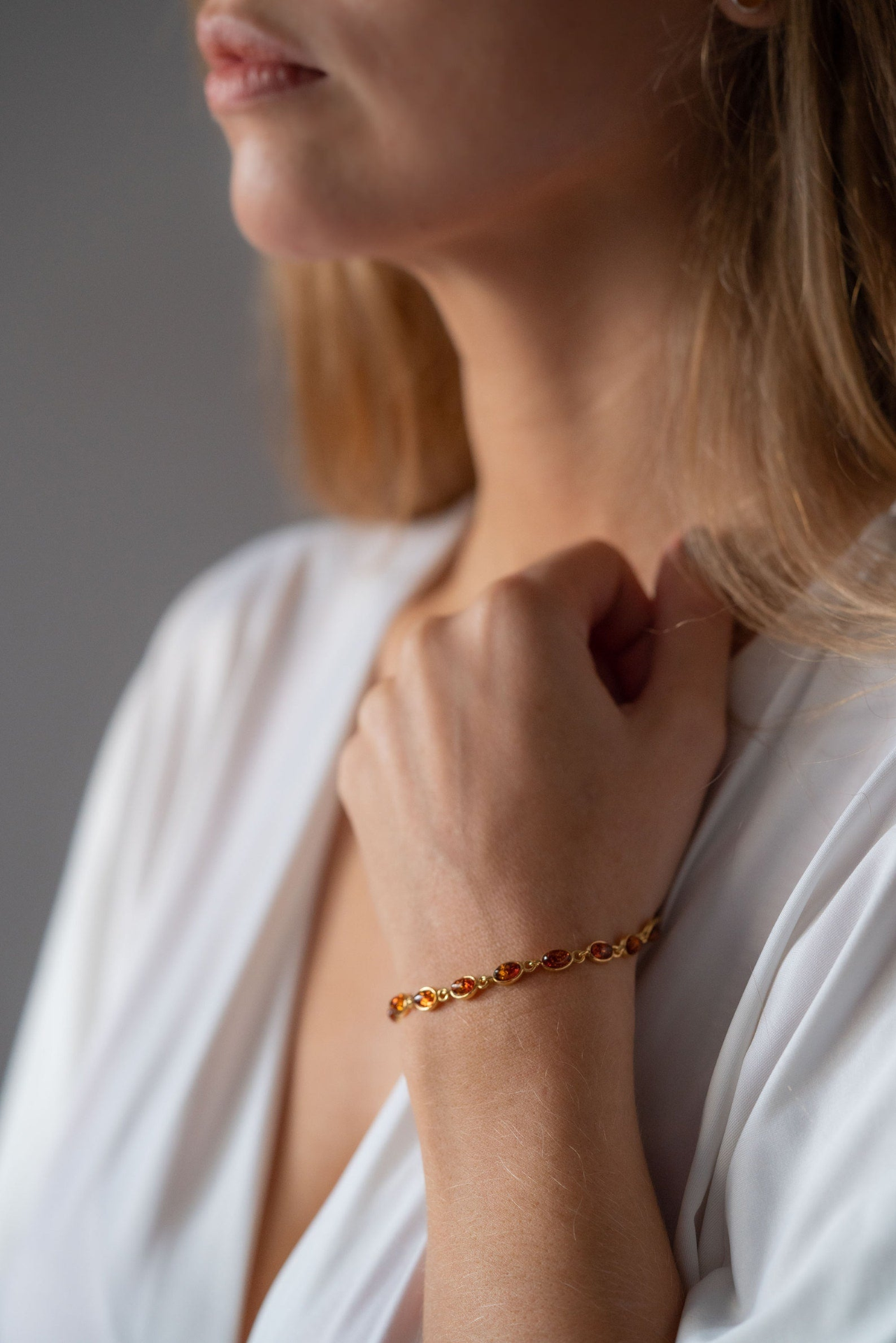 Gold Plated Dainty Oval Bracelet