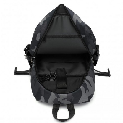 Kono Business Laptop Backpack with USB Charging Port - Camo - Perfect for Professionals on the Go