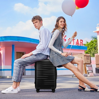 British Traveller 24 Inch Durable Polycarbonate and ABS Hard Shell Suitcase With TSA Lock - Black