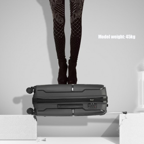 British Traveller 20 Inch Spinner Hard Shell PP Suitcase With TSA Lock - Ultra-Light & Durable - Black