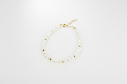 Seed Beaded Pearl Bracelet