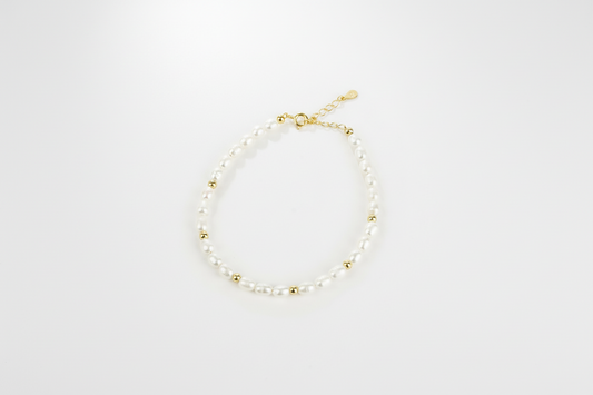 Seed Beaded Pearl Bracelet