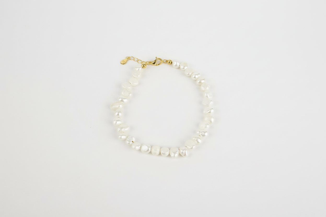Classic Misshaped Pearl Bracelet