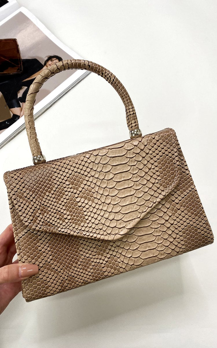 Elegant Croc Print Handbag - Stylish Nude Faux Leather Purse with Chain Strap