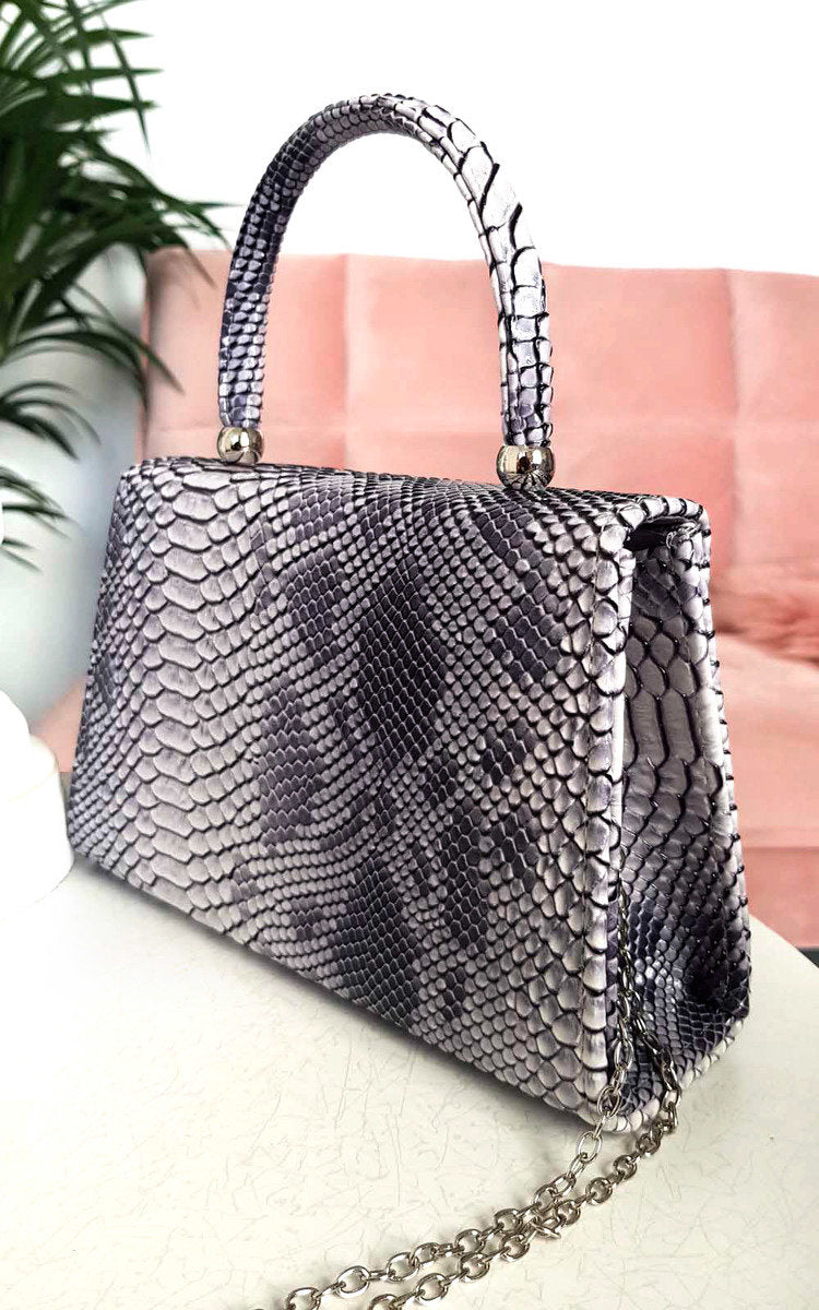 Elegant Croc Print Handbag - Stylish Nude Faux Leather Purse with Chain Strap