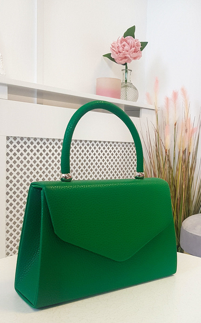 SELENA Faux Leather Handbag - Stylish Pink Designer Purse with Chain Strap