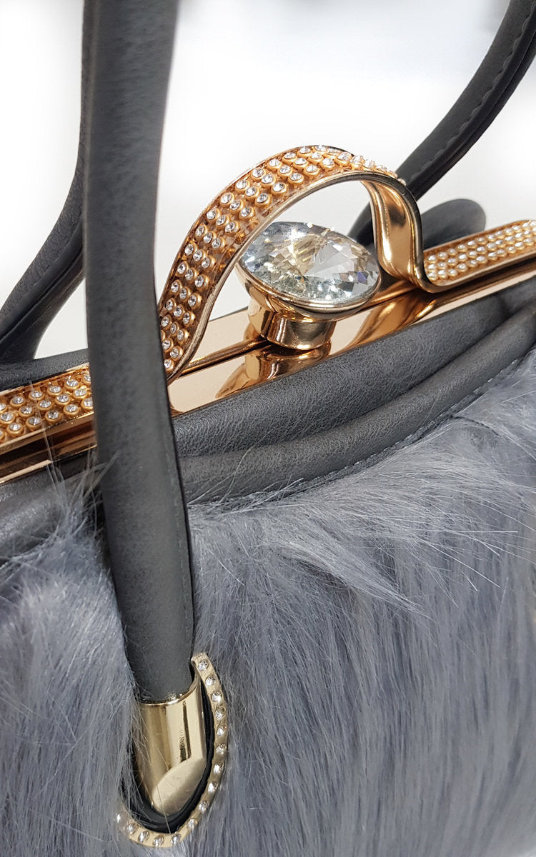 Luxurious Faux Fur Handbag - Stylish Winter Accessory with Faux Leather & Gold Diamante Clip
