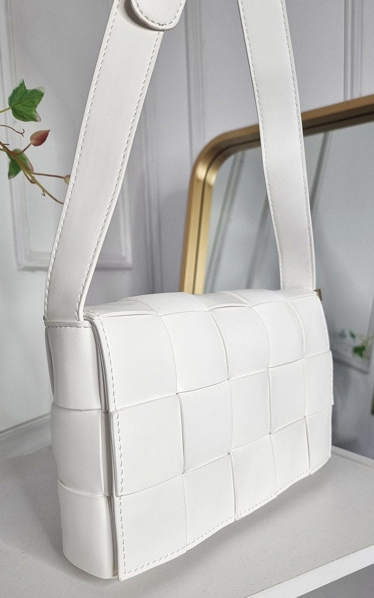 Elegant Faux Leather Woven Handbag - Stylish & Versatile | Taupe